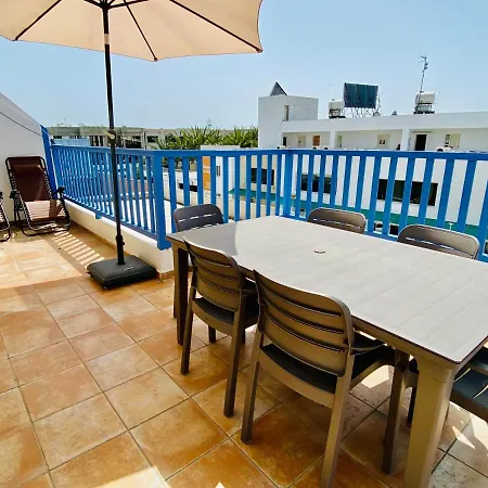 Basillica 3 Bedrooms Apartment *